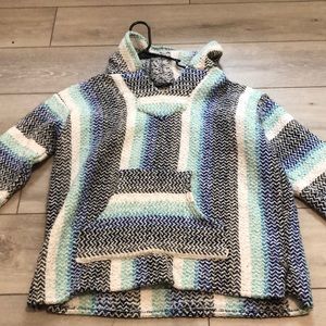 Neutral gendered rug hoodie, size M nice fabric good quality